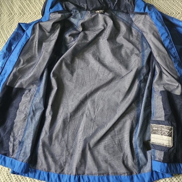 BOYS XL THE NORTH FACE DRYVENT ZIP UP GEOMETRIC JACKET - Picture 3 of 5